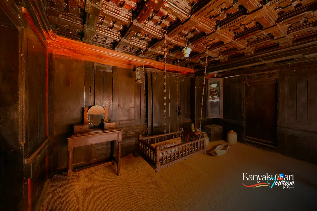 padmanabhapuram palace oonjal